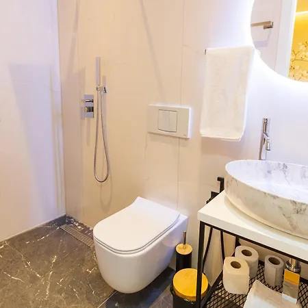 Blossom Cane Daire *