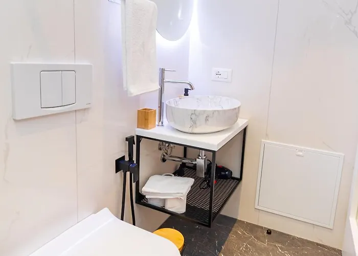 Apartamento Blossom Cane Tirana